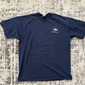 Vintage Broncos embroidered logo tshirt